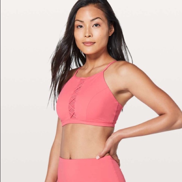 🛑50% OFF🛑 ✨Rare✨ Lululemon Shoreline Bikini Top